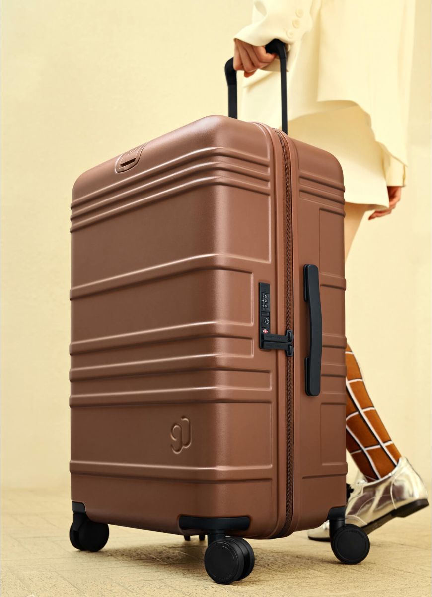 Валіза VnV Travel Modern-65см  Коричнева