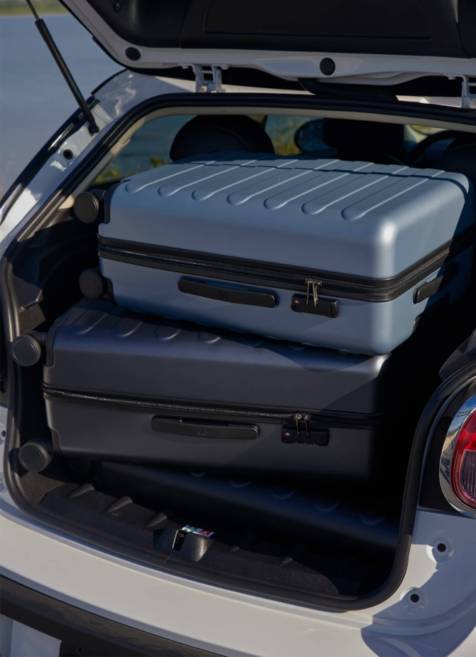 Валіза VnV Travel Rhine-65см  чорна